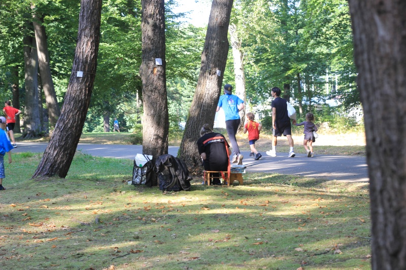 2025-08-20_malathon-chemnitz_30_vereint-laufen_volkslauf-mit-behinderten_2926, watercolour, 17 × 24 cm (Kirsten Kötter)